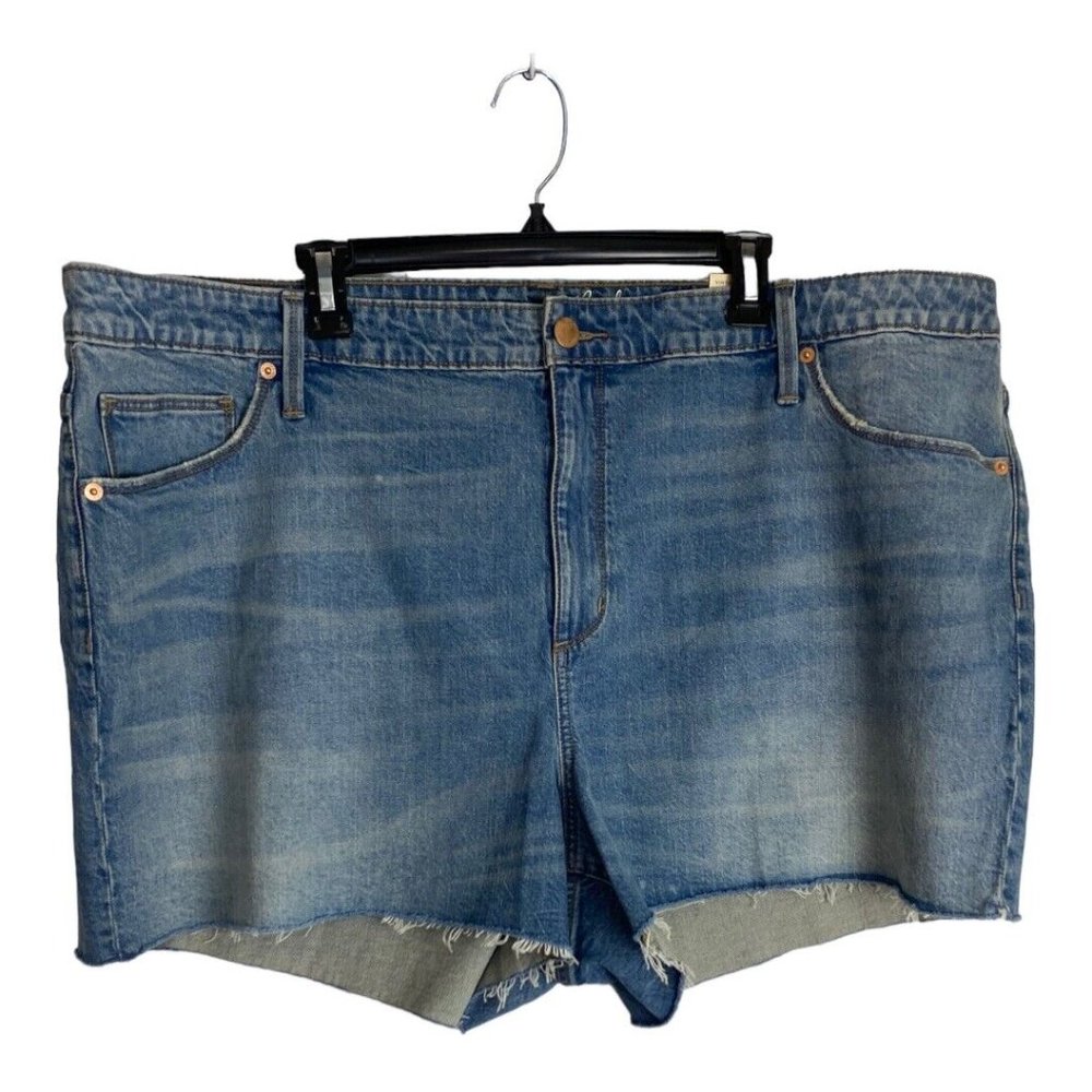 Universal Thread Womens Shorts Adult Size 26W Light Wash Denim High Rise NEW